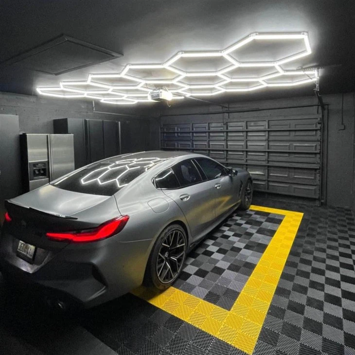 4000k Garage Light