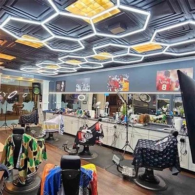 Luzes hexagonais para lavagem de carros
